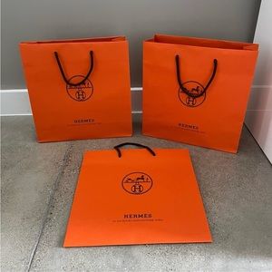 Hermes Set of 3 shopping bags